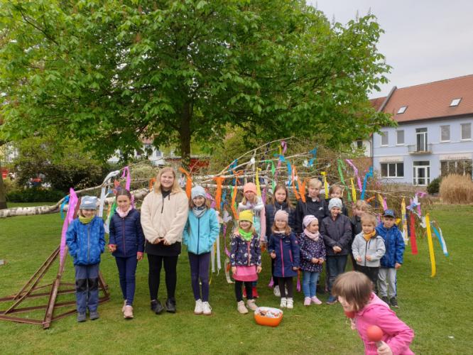 2022_maibaum_1.jpg