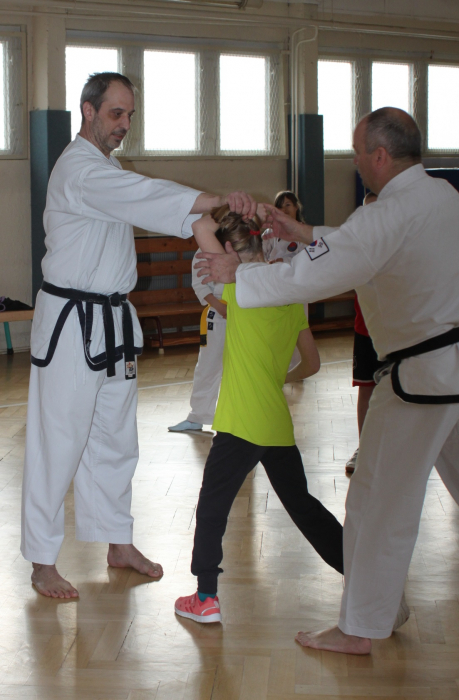 kinder_gegen_gewalt_14_15.jpg